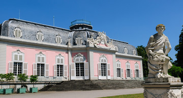 Schloss Benrath Düsseldorf | © Adobe Stock